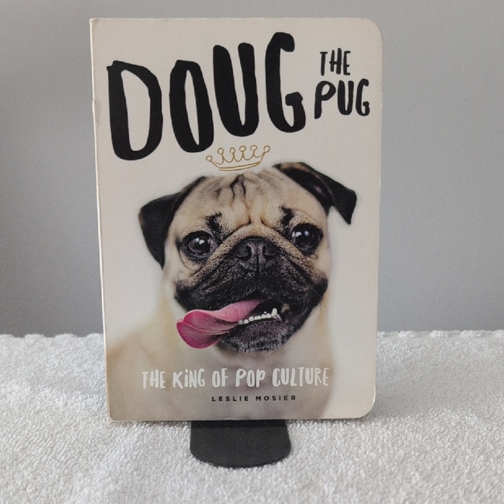 Doug the Pug Book - The King of Pop Culture